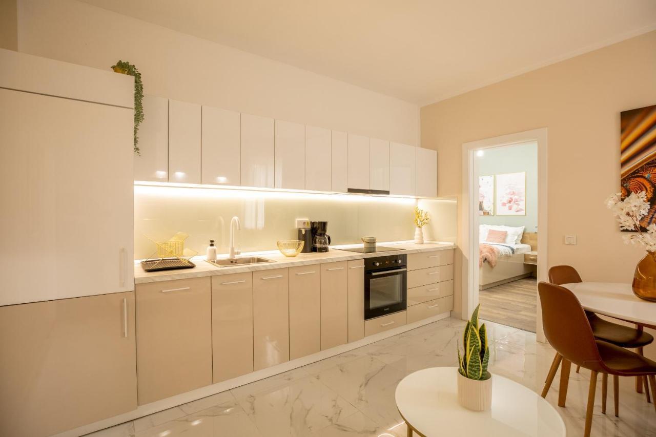Dream Home - Prime Location 2Br Apt In บูคาเรสต์ ภายนอก รูปภาพ